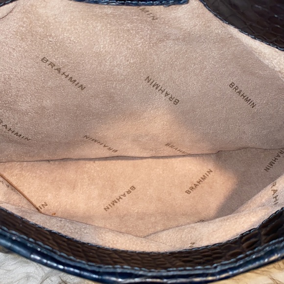 Brahmin Vintage Croc Embossed Leather Zip Top Shoulder Bag EVC - Picture 13 of 16